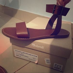 Madewell sandals. only worn twice, comes with box